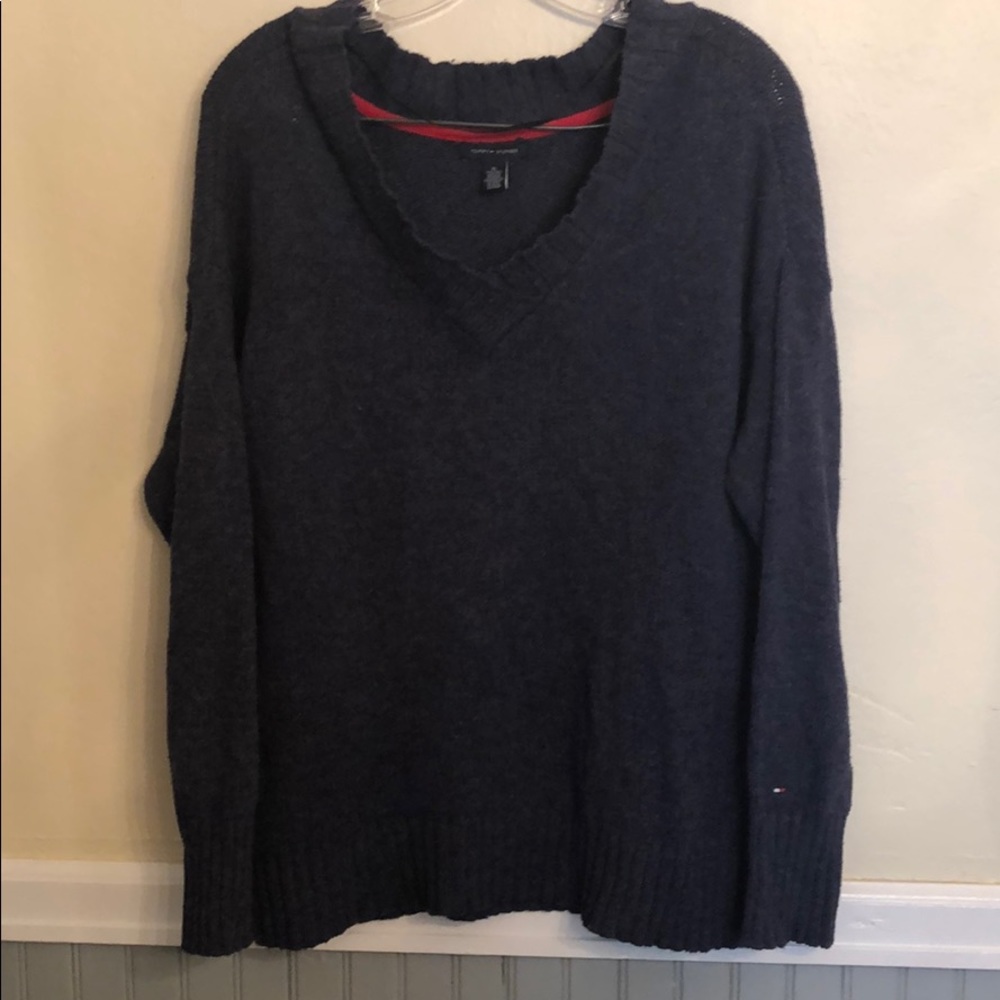 Tommy Hilfiger sweater size XL